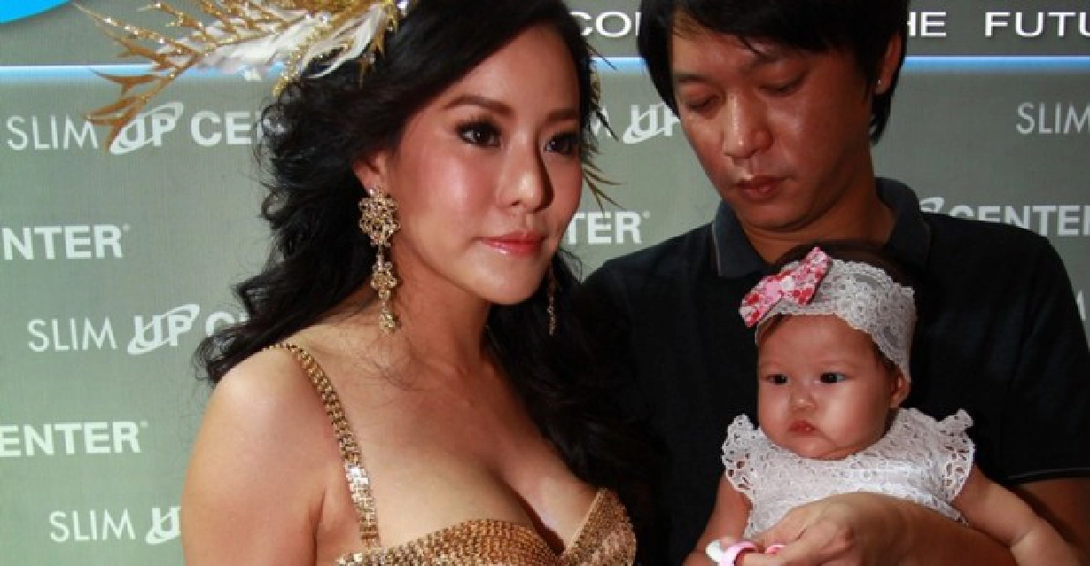 'หนิง'ปัดท้องลูกคนที่สอง
'หนิง'ปัดท้องลูกคนที่สอง