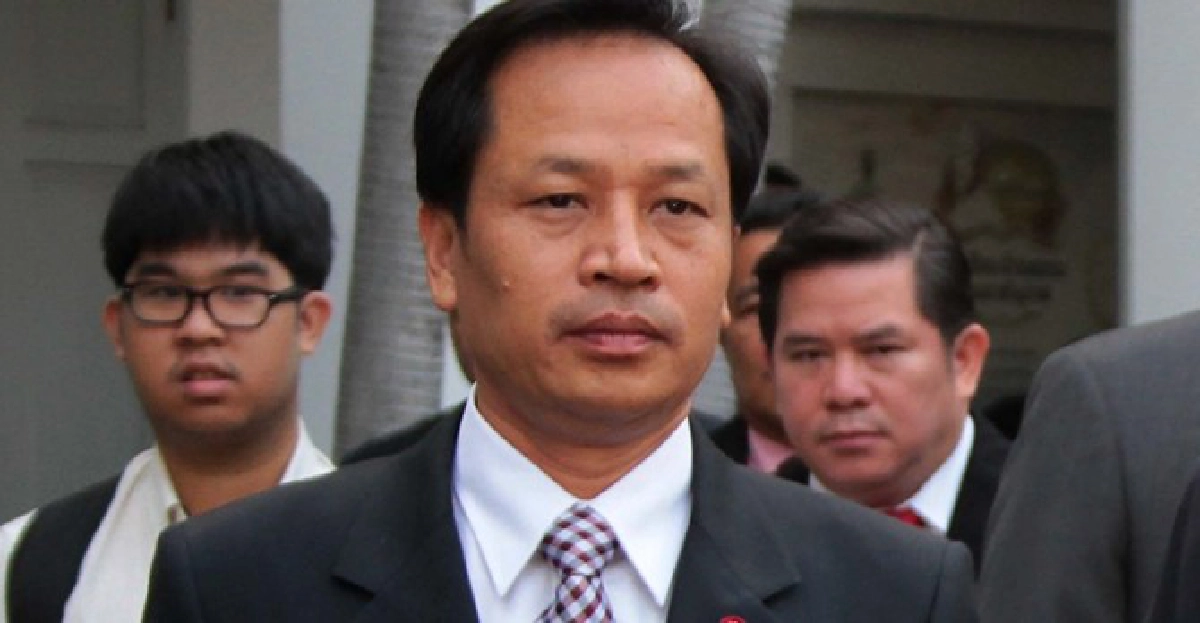 'ประชา'ลงใต้เปิดศูนย์รับเรื่องร้องทุกข์ 'ประชา'ลงใต้เปิดศูนย์รับเรื่องร้องทุกข์