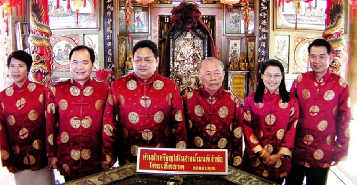 แห่เจ้าพ่อหลักเมือง หนึ่งเดียวในโลก