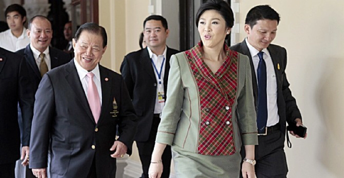 ปรับครม.ยังนิ่ง!'ปู'ปัดตอบโละ'บุญทรง' ปรับครม.ยังนิ่ง!'ปู'ปัดตอบโละ'บุญทรง'