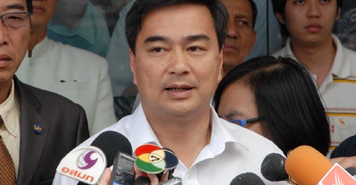 'มาร์ค'จวก'ปู'โดดประชุม'กขช.'