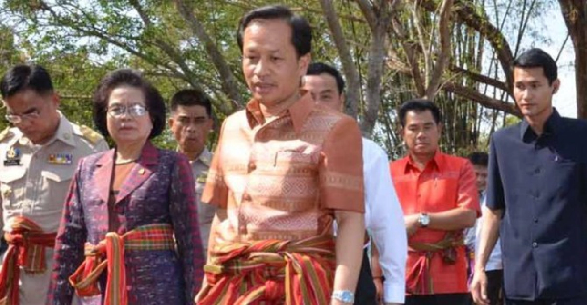 'ประชา'ปากแข็งเมินปรับครม.
'ประชา'ปากแข็งเมินปรับครม.