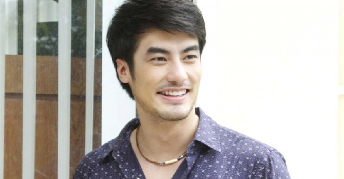 'บอย'ไม่เครียดเรื่องรถลั่นยินดีให้ตรวจสอบ
'บอย'ไม่เครียดเรื่องรถลั่นยินดีให้ตรวจสอบ