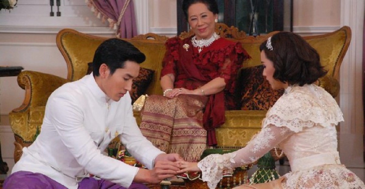 'นิว'ใช้'บึ้งชะงัก'บุกชิงตัว'ลิลลี่'กลางงานแต่ง
'นิว'ใช้'บึ้งชะงัก'บุกชิงตัว'ลิลลี่'กลางงานแต่ง