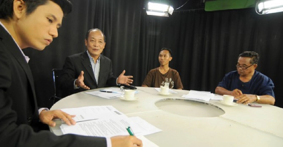 ลดราคาจำนำ...สางปมข้าว? ลดราคาจำนำ...สางปมข้าว?