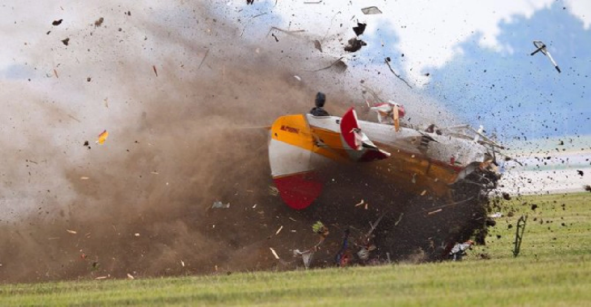เครื่องบินโหม่งพื้นงาน'Ohio Air Show'ดับ2

