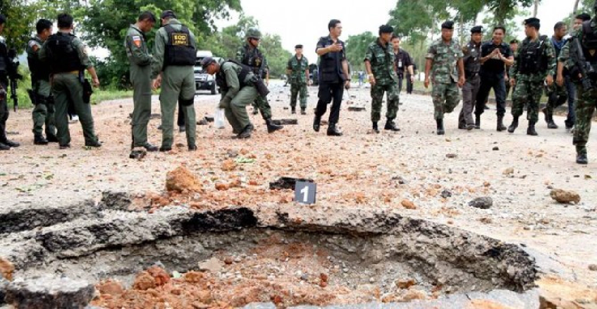 บึ้มชุด'รปภ.ครูปัตตานี'จนท.ปลอดภัย
บึ้มชุด'รปภ.ครูปัตตานี'จนท.ปลอดภัย