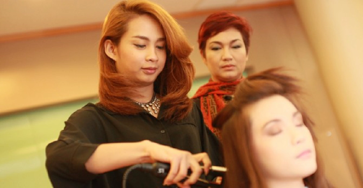 หนุนสาวๆ ฝึกทักษะมุ่งสู่อาชีพ หนุนสาวๆ ฝึกทักษะมุ่งสู่อาชีพ