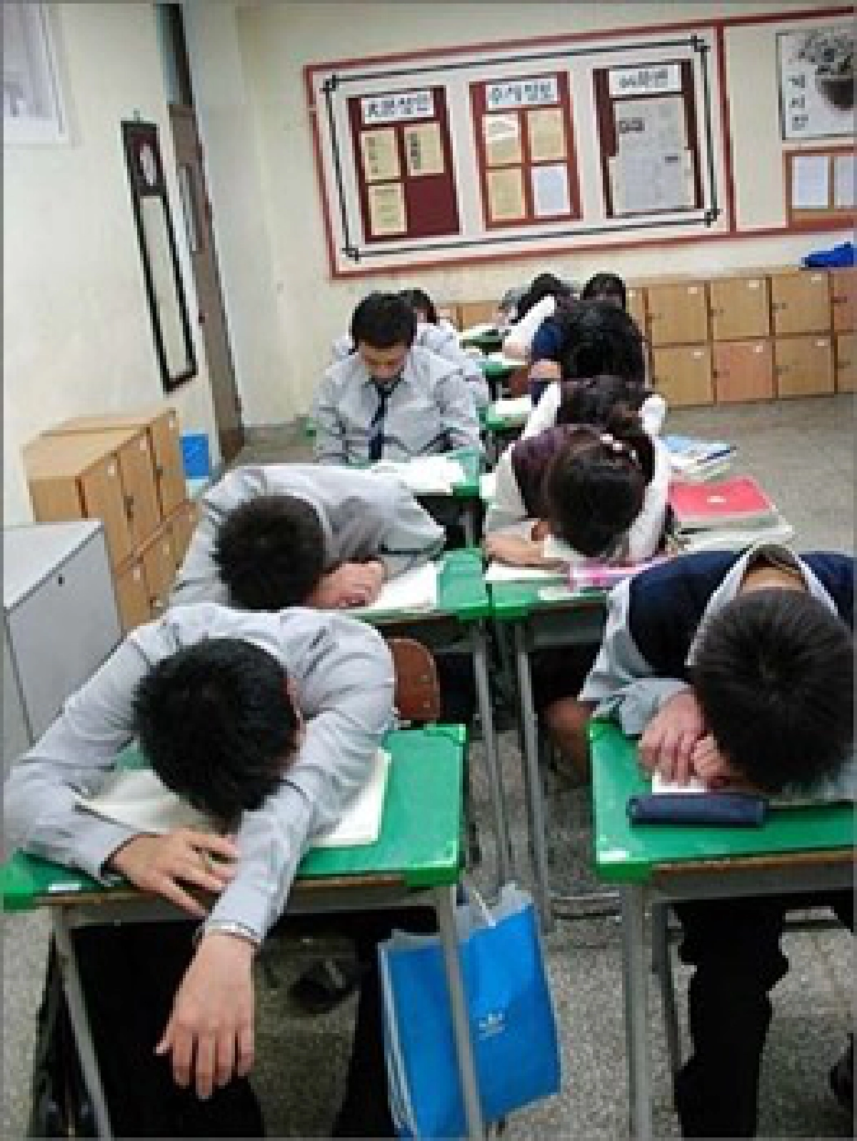 หนึ่งเทอมงดสอบ-ตอบโจทย์ชีวิต