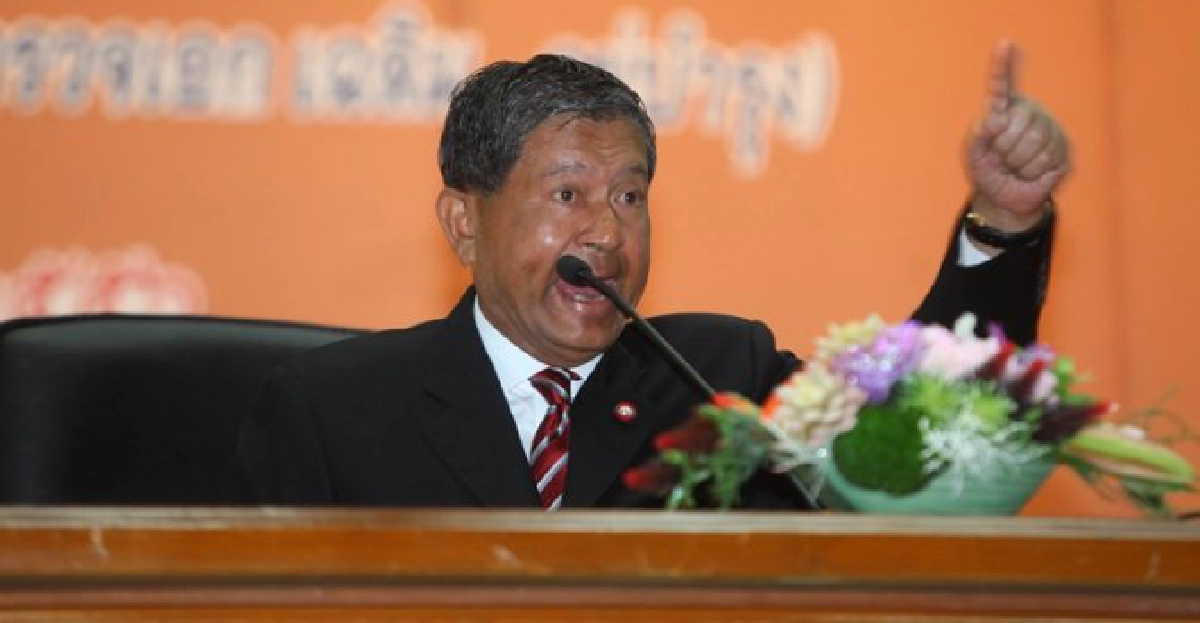 พท.ปลอบใจ'เฉลิม'นั่ง'จับกัง'ยังดี พท.ปลอบใจ'เฉลิม'นั่ง'จับกัง'ยังดี