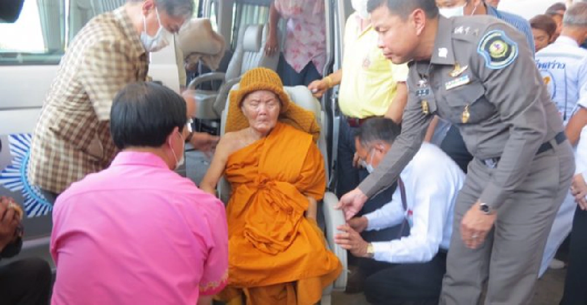 'หลวงพ่อคูณ'ฟิตเตรียมกลับวัดบ้านไร่ 'หลวงพ่อคูณ'ฟิตเตรียมกลับวัดบ้านไร่