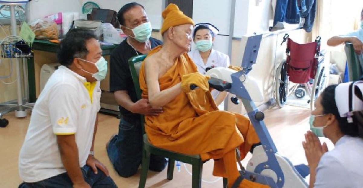 'หลวงพ่อคูณ'เลื่อนกลับวัดบ้านไร่ 'หลวงพ่อคูณ'เลื่อนกลับวัดบ้านไร่