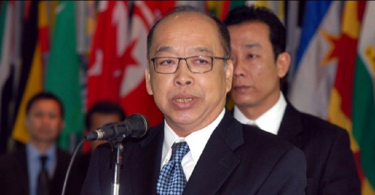 'สุรพงษ์'วอนเลิกยุรัฐประหาร 'สุรพงษ์'วอนเลิกยุรัฐประหาร