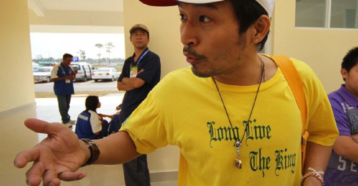 ตร.บุกรวบตัว'เอ็กซ์'แล้วทำร้าย'แม่-เมีย' ตร.บุกรวบตัว'เอ็กซ์'แล้วทำร้าย'แม่-เมีย'