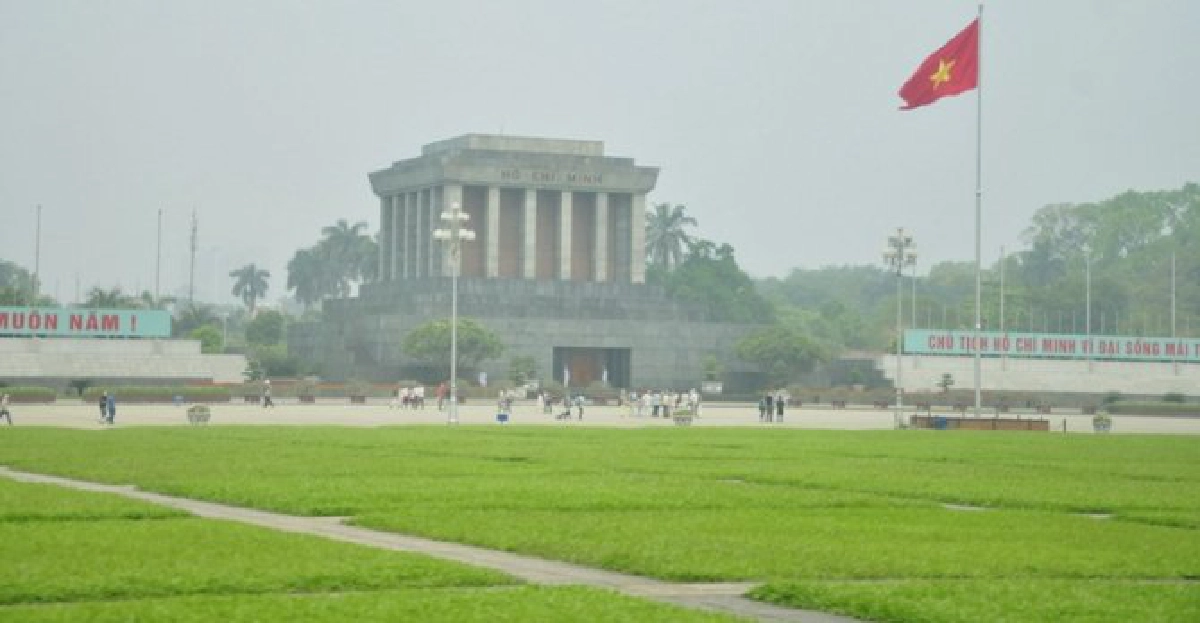 'นั่งรถ 4 แผ่นดิน...ไปกุ้ยหลิน'
