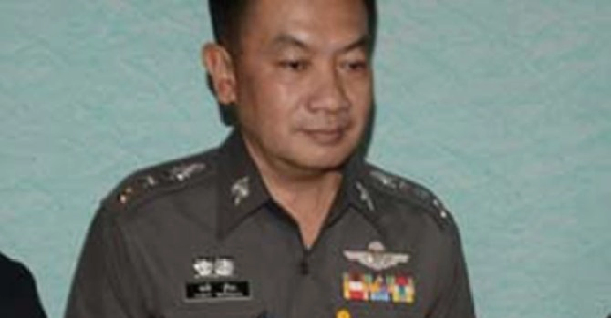 ตำรวจร่วมมวลชนสร้างความสุขชุมชน ตำรวจร่วมมวลชนสร้างความสุขชุมชน