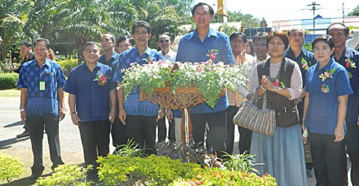 กู้วิกฤติข้าวไทย-เป็นหนึ่งในเออีซี กู้วิกฤติข้าวไทย-เป็นหนึ่งในเออีซี