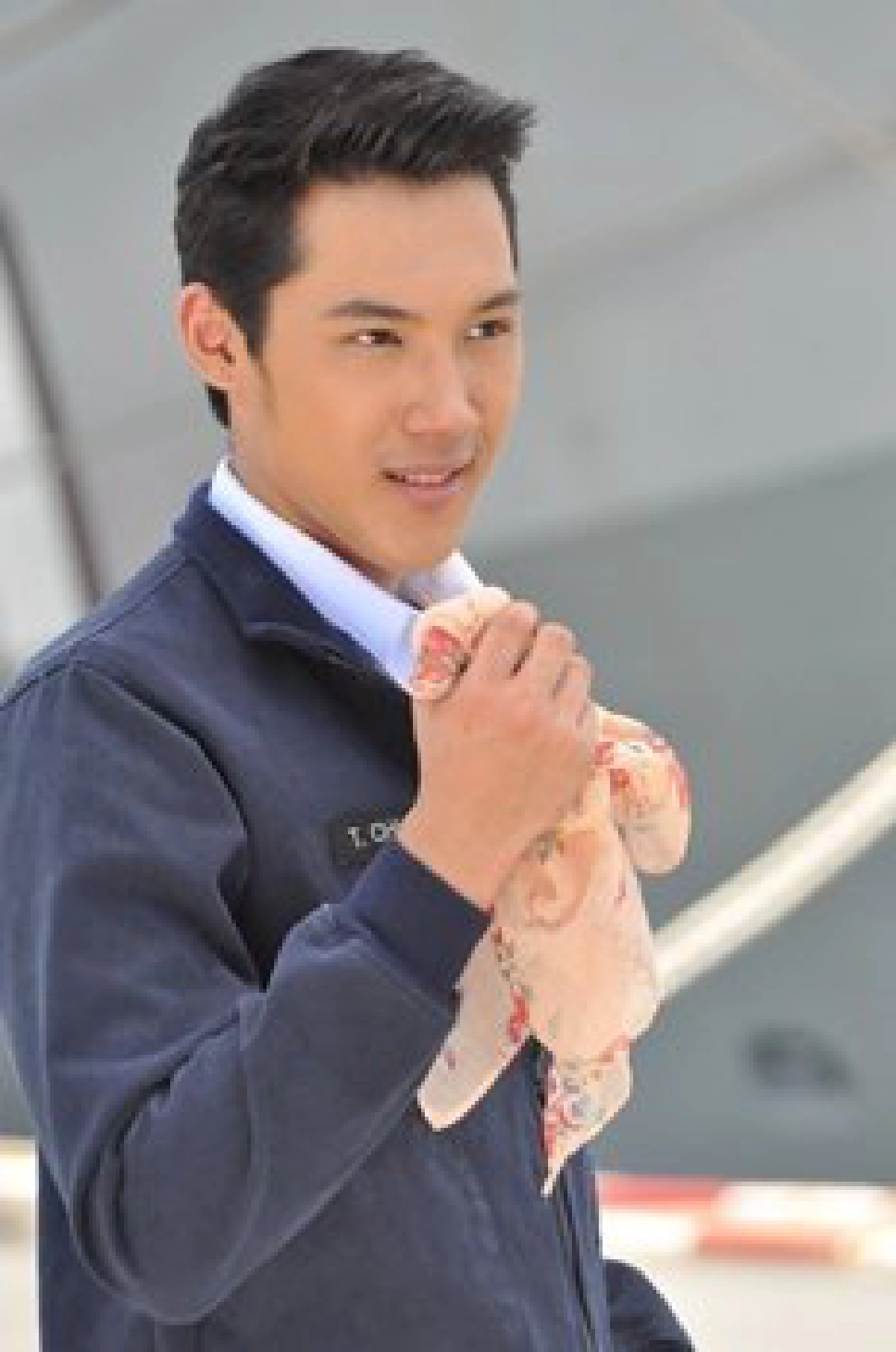 'แกงส้ม'ซุ่มฟิตหุ่นล่ำลงมิวสิก 'แกงส้ม'ซุ่มฟิตหุ่นล่ำลงมิวสิก