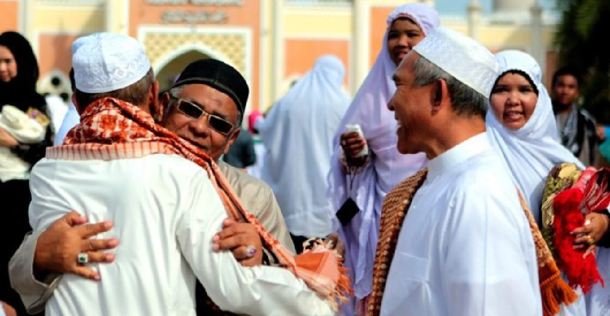 ปชช.มุสลิมร่วมฉลองวันฮารีรายอคึกคัก! ปชช.มุสลิมร่วมฉลองวันฮารีรายอคึกคัก!