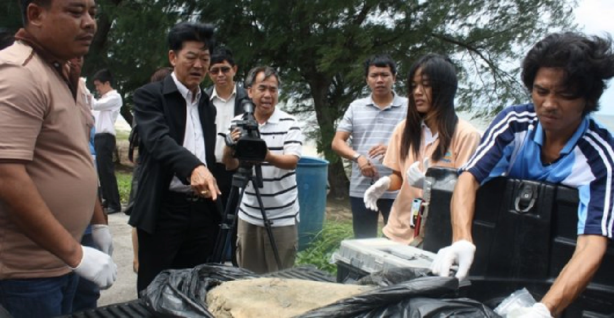 'โลมาตายอีก2'ผู้ว่าฯยันไม่ใช่พิษน้ำมันรั่ว 'โลมาตายอีก2'ผู้ว่าฯยันไม่ใช่พิษน้ำมันรั่ว