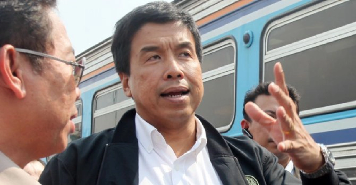 ฟิตจัด!'ชัชชาติ'ลองใช้รถไฟชั้นสาม ฟิตจัด!'ชัชชาติ'ลองใช้รถไฟชั้นสาม