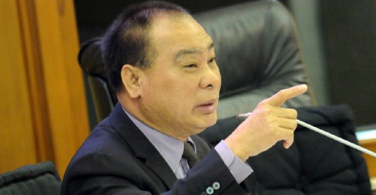 'สมศักดิ์'พ้อวินิจฉัยยังไงก็โดนโห่!