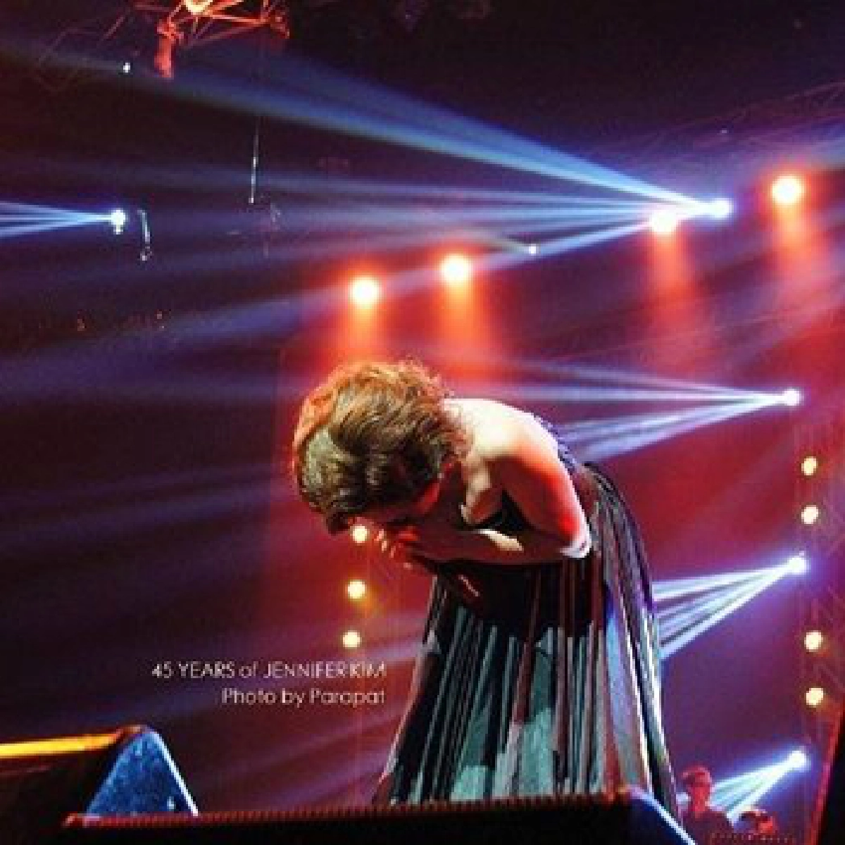 เล่นหูเล่นตา:'ข้างหลังป้า 45 ปี (3)'