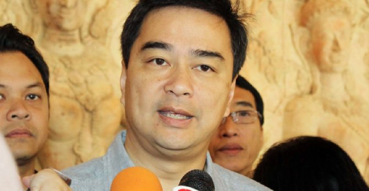 'มาร์ค'จี้'วุฒิฯ'ทบทวนขอเงิน'กสทช.' 'มาร์ค'จี้'วุฒิฯ'ทบทวนขอเงิน'กสทช.'