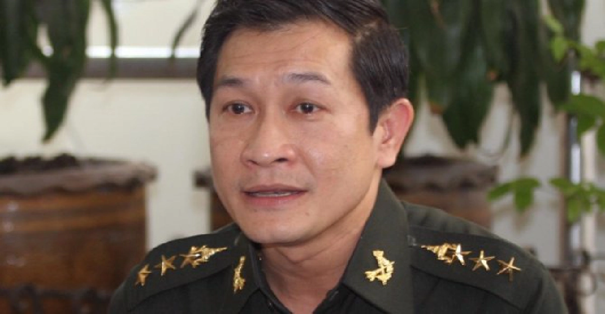 'เหล่าทัพ'พร้อมช่วยน้ำท่วม15จังหวัด 'เหล่าทัพ'พร้อมช่วยน้ำท่วม15จังหวัด
