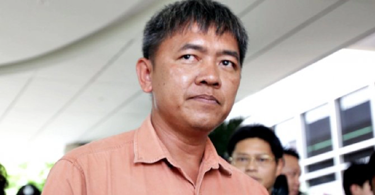 'ผู้กองปูเค็ม'จัดเต็ม!ยกพวกป่วนสภาฯ 'ผู้กองปูเค็ม'จัดเต็ม!ยกพวกป่วนสภาฯ