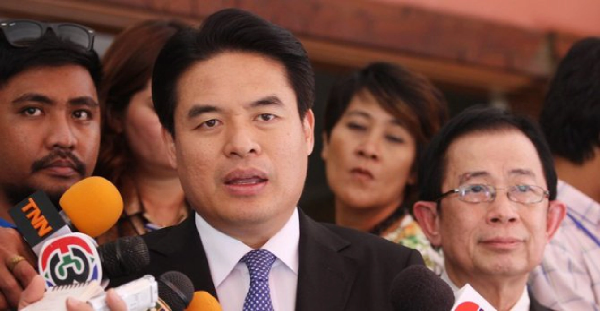'วราเทพ'มั่นใจหลังแจงศาลรธน. 'วราเทพ'มั่นใจหลังแจงศาลรธน.