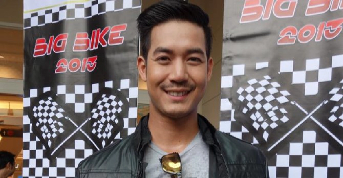 'เวียร์'โต้ควงฝ่ายหญิงนั่งดริ๊งค์ 'เวียร์'โต้ควงฝ่ายหญิงนั่งดริ๊งค์