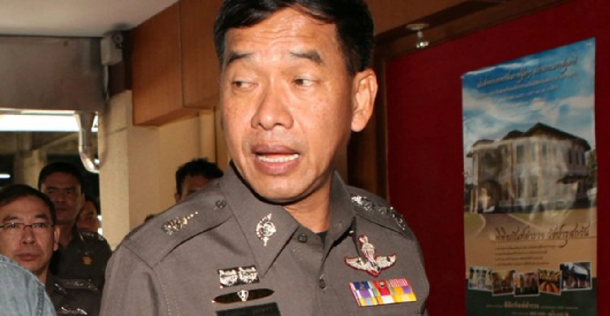 'บิ๊กแจ๊ส'สั่งปิดถนนรอบทำเนียบฯคุมเข้มม็อบ 'บิ๊กแจ๊ส'สั่งปิดถนนรอบทำเนียบฯคุมเข้มม็อบ