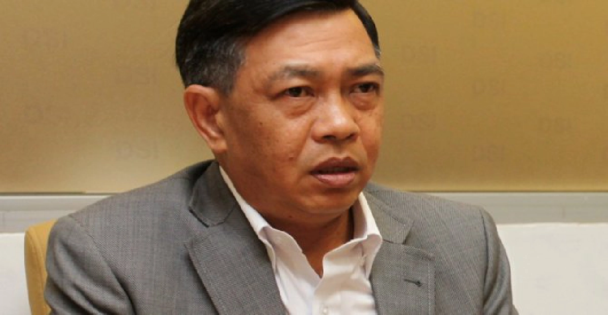 'อลงกรณ์'ยันไม่ทิ้ง'ปชป.' 'อลงกรณ์'ยันไม่ทิ้ง'ปชป.'