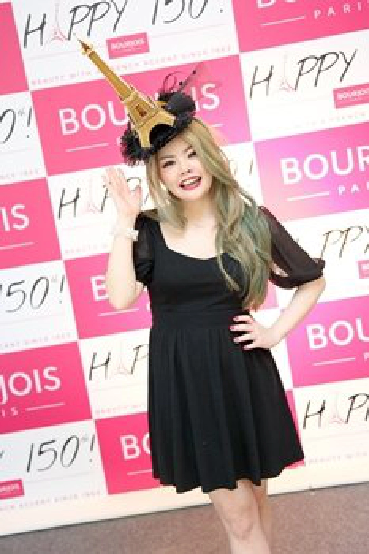 สวยใสสไตล์ปารีเซียง สวยใสสไตล์ปารีเซียง