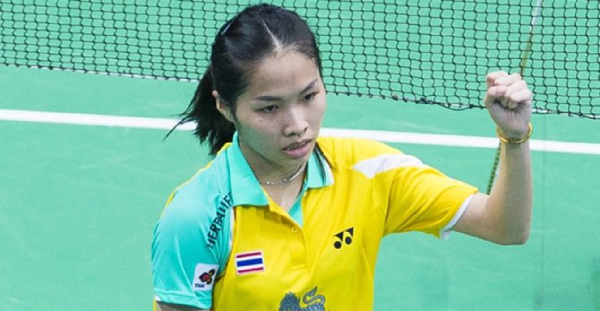 'น้องเมย์'ตบกีวีลิ่วขนไก่โคนม 'น้องเมย์'ตบกีวีลิ่วขนไก่โคนม