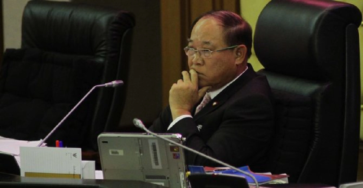 'นิคม'จ่อดัน'ม.68'เข้าสภาฯพ.ย.นี้ 'นิคม'จ่อดัน'ม.68'เข้าสภาฯพ.ย.นี้