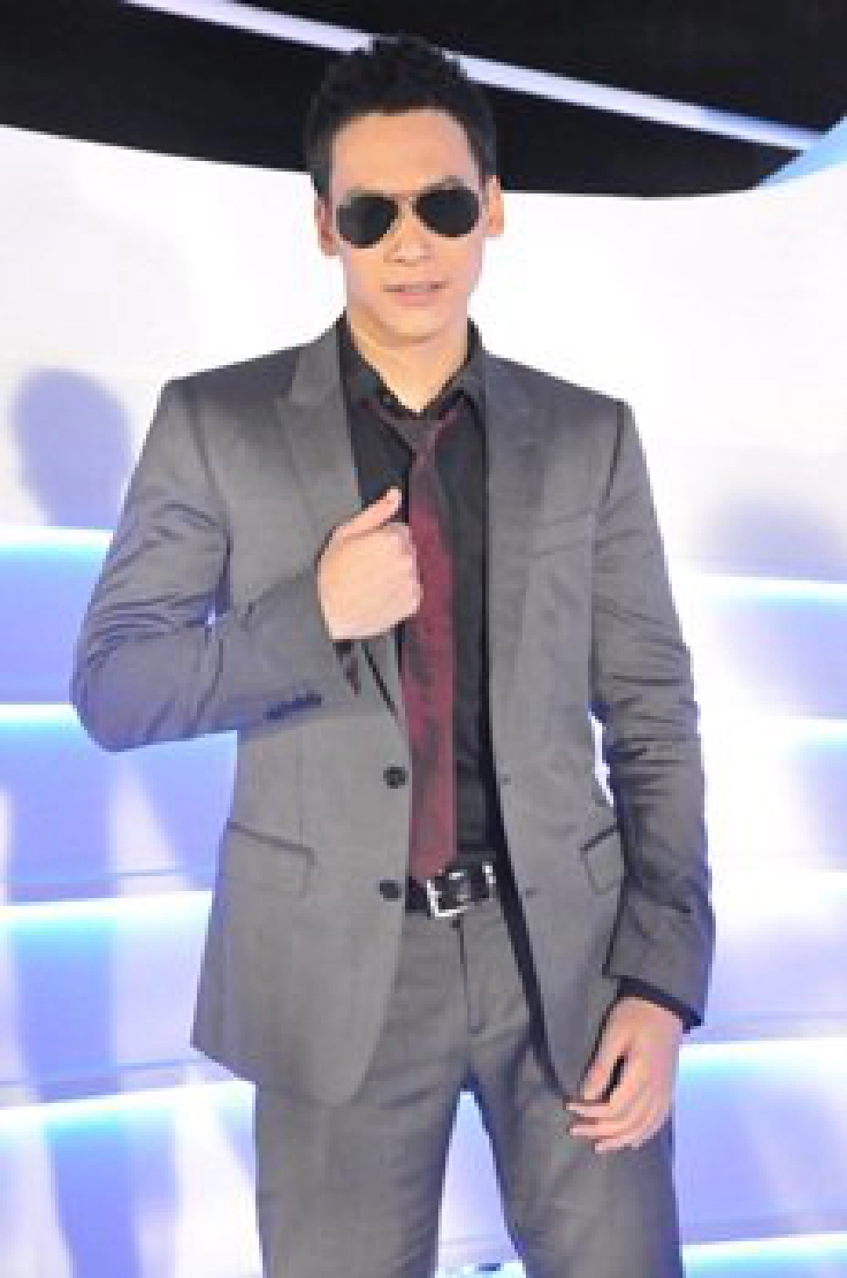 'บี้'ชวน'ใหม่'แดนซ์กระจาย! 'บี้'ชวน'ใหม่'แดนซ์กระจาย!