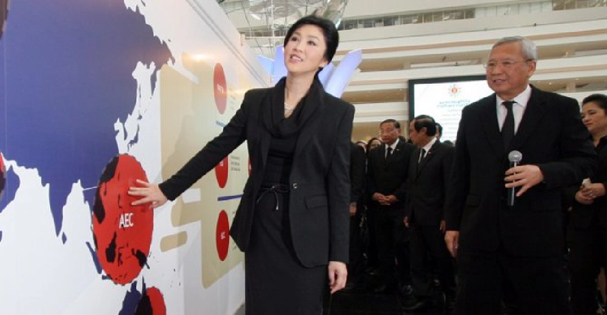 'นายกฯ'เปิดงาน'อนาคตศก.ไทยสู่อาเซียน' 'นายกฯ'เปิดงาน'อนาคตศก.ไทยสู่อาเซียน'
