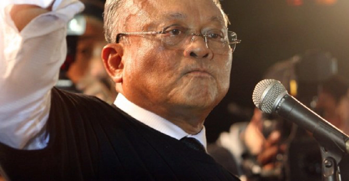 'สุเทพ'ถวายชีวิต!'ปู'ไม่ถอยนิรโทษไม่ยุติ