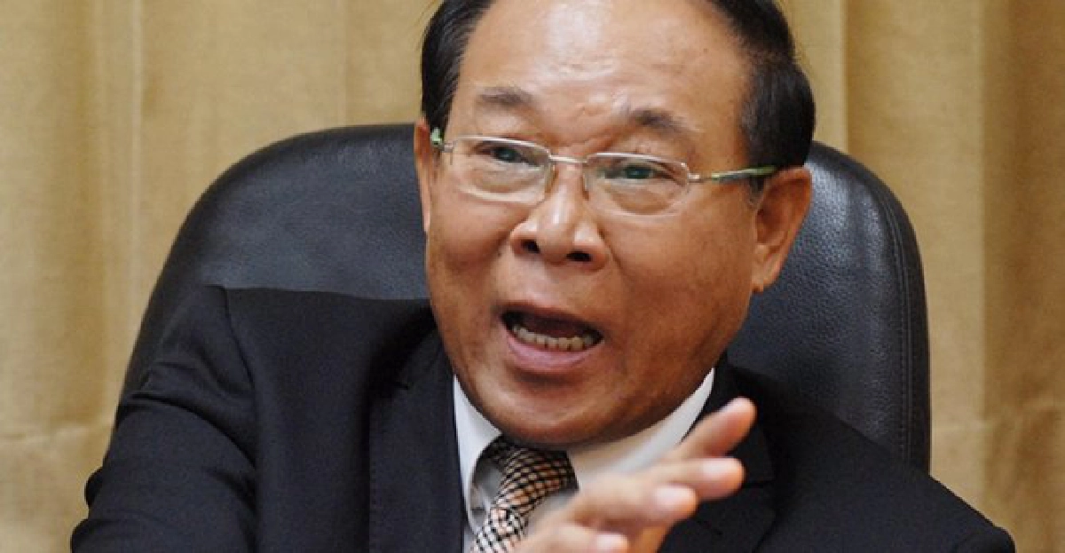 'นิคม'นำแถลงวุฒิฯคว่ำ'นิรโทษ' 'นิคม'นำแถลงวุฒิฯคว่ำ'นิรโทษ'