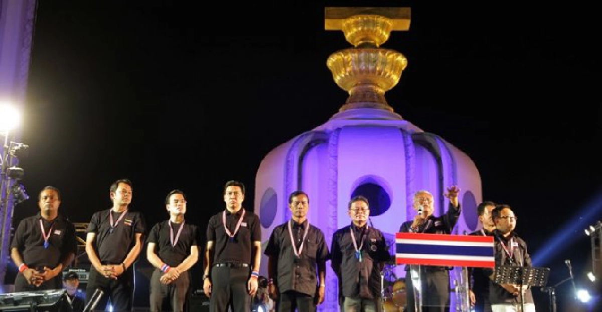 การเมืองฉบับ'อีลำยอง'เจ็บแล้วไม่จำ การเมืองฉบับ'อีลำยอง'เจ็บแล้วไม่จำ