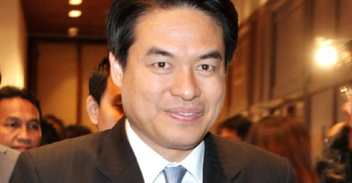 'วราเทพ'ซัด'ฝ่ายค้าน'จงใจไม่ยื่นเอกสารซักฟอก 'วราเทพ'ซัด'ฝ่ายค้าน'จงใจไม่ยื่นเอกสารซักฟอก