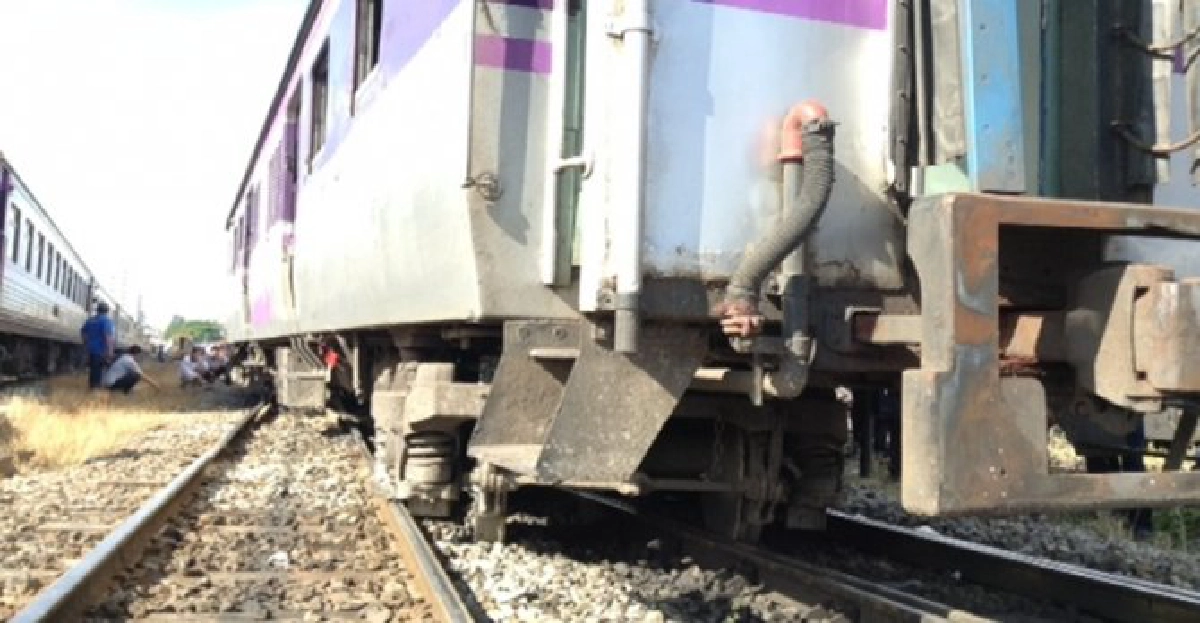 รถไฟปรับอากาศ'กรุงเทพ-อุบลฯ'ตกราง! รถไฟปรับอากาศ'กรุงเทพ-อุบลฯ'ตกราง!
