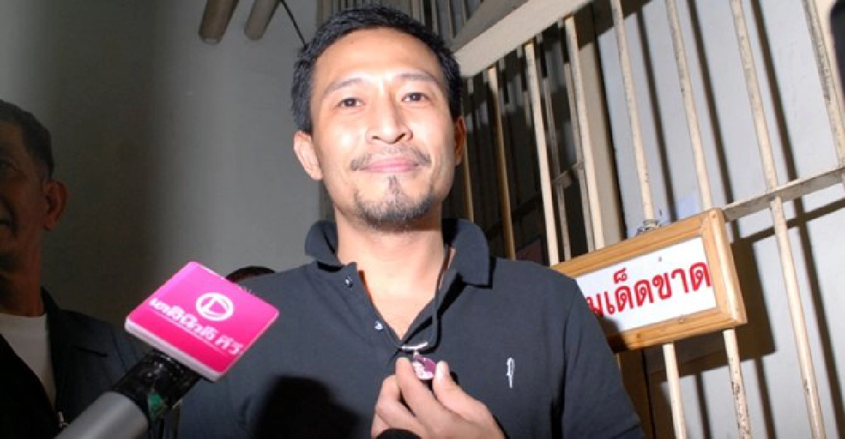 ตร.นัด'พ่อเอ็กซ์-ทนาย'เปิดตู้เซฟ ตร.นัด'พ่อเอ็กซ์-ทนาย'เปิดตู้เซฟ