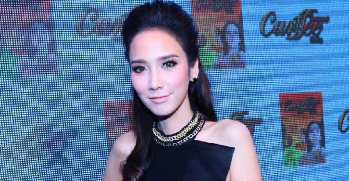 'อั้ม'โต้เรื่องเยอะถ่ายปฏิทินช่อง 'อั้ม'โต้เรื่องเยอะถ่ายปฏิทินช่อง