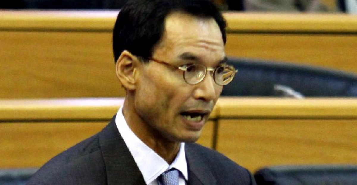 'กรณ์'ซัด'ปู'ใช้อำนาจเกินกม.-เอื้อทุจริต 'กรณ์'ซัด'ปู'ใช้อำนาจเกินกม.-เอื้อทุจริต
