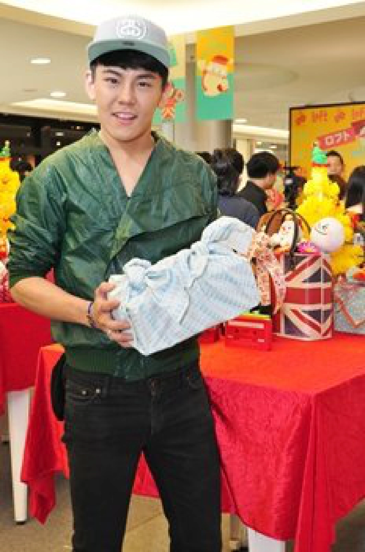 เลือกของขวัญ แด่...คนที่รัก เลือกของขวัญ แด่...คนที่รัก