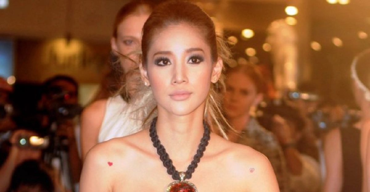 'แตงโม'เผย'โตโน่-แต๊งค์'เผชิญหน้าไร้ปัญหา 'แตงโม'เผย'โตโน่-แต๊งค์'เผชิญหน้าไร้ปัญหา