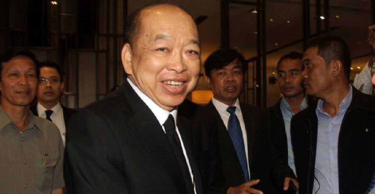 'สุรพงษ์'เรียกร้อง'คปท.'ยุติชุมนุม 'สุรพงษ์'เรียกร้อง'คปท.'ยุติชุมนุม